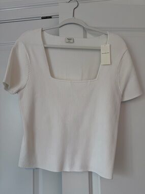 BNWT-Abercrombie square neck sweater tee in White